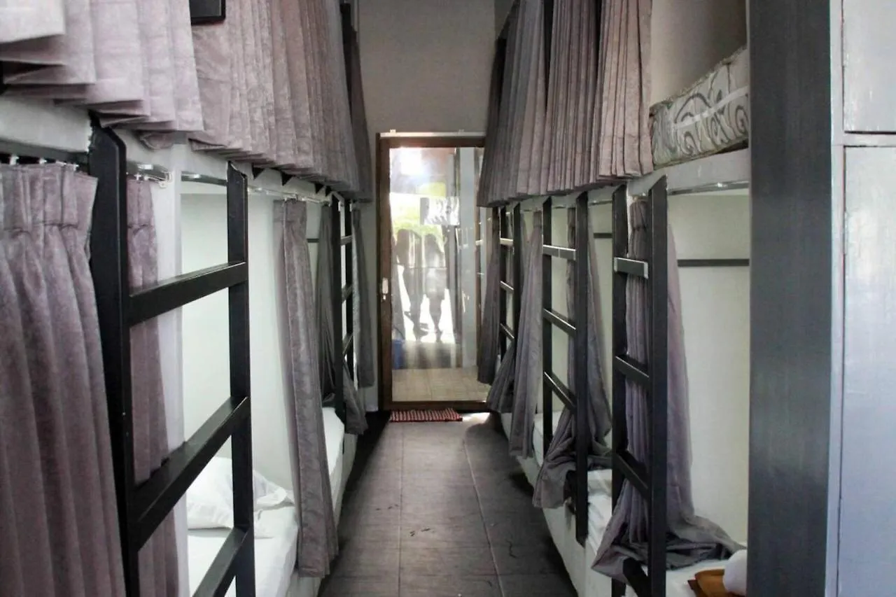 Hostel Capsule Sunset Hotel Seminyak  Indonesia